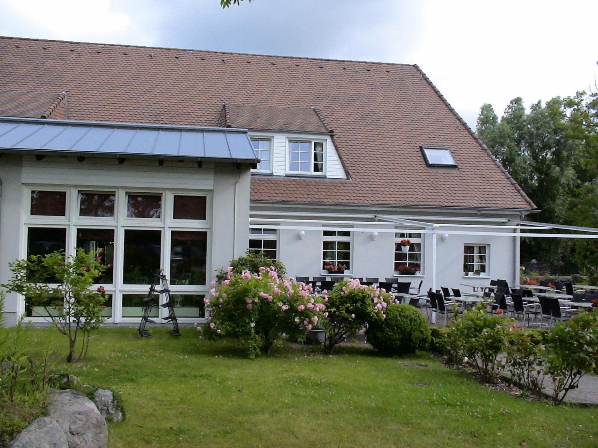 Hotel Alt Wittower Krug Wiek auf Rügen Extérieur photo