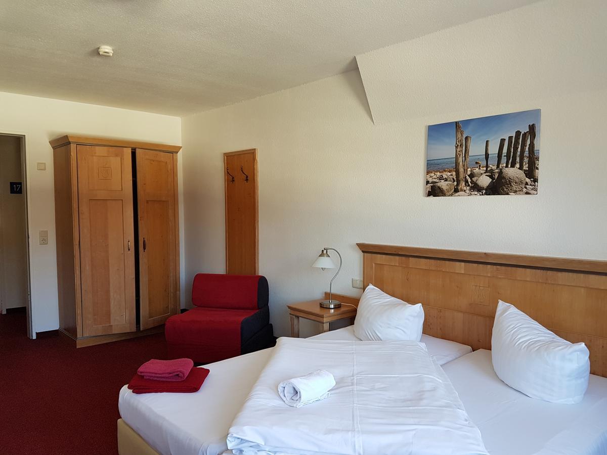 Hotel Alt Wittower Krug Wiek auf Rügen Extérieur photo