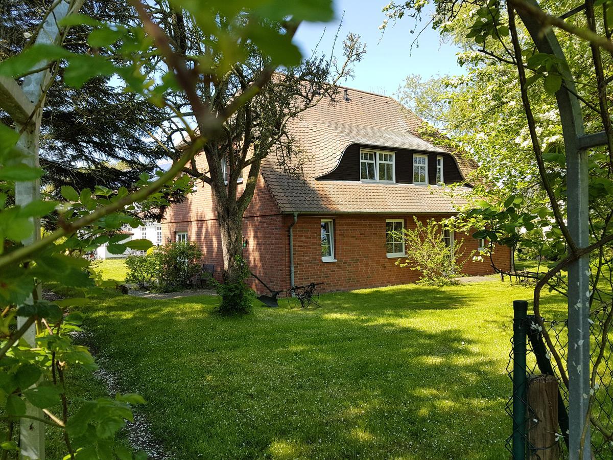 Hotel Alt Wittower Krug Wiek auf Rügen Extérieur photo