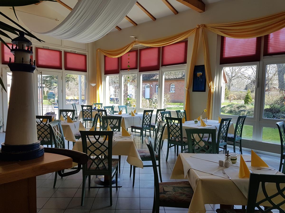 Hotel Alt Wittower Krug Wiek auf Rügen Extérieur photo